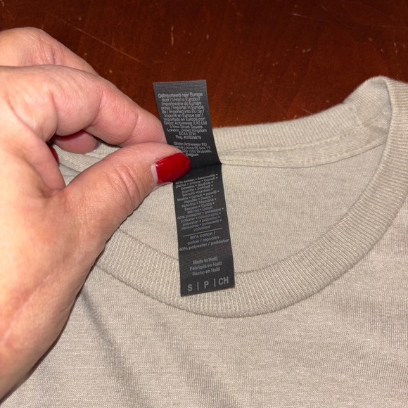 Kentucky Derby Horse Racing | Graphic T Shirt | Size Small | Gildan | Crewneck - Picture 5 of 10